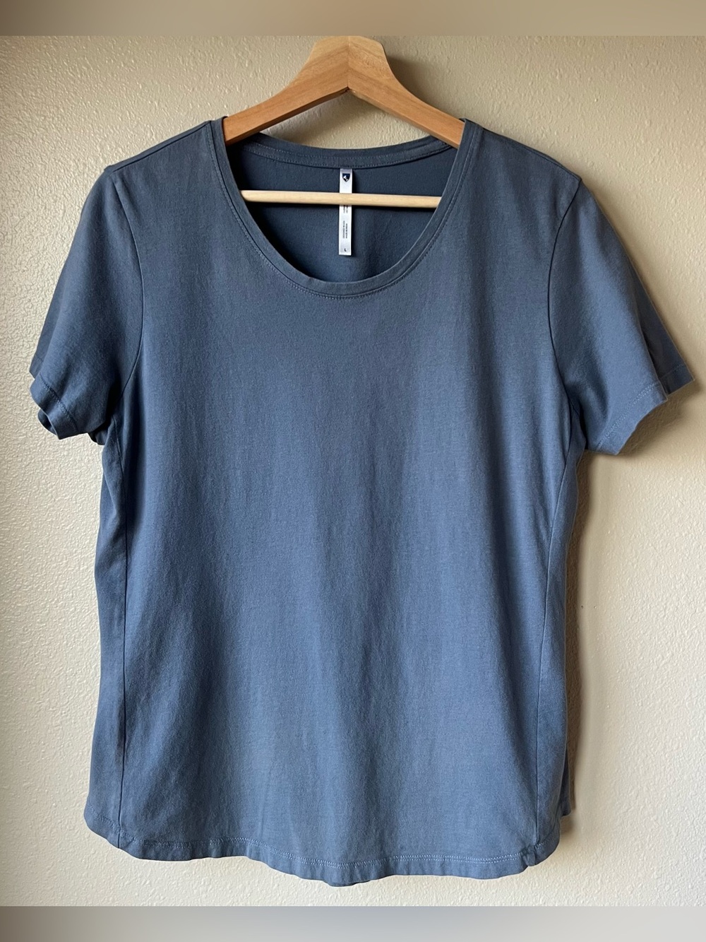 Kuhl Bravada T-shirt Women's L Blue Organic Cotton Outdoor Top Hiking Tee